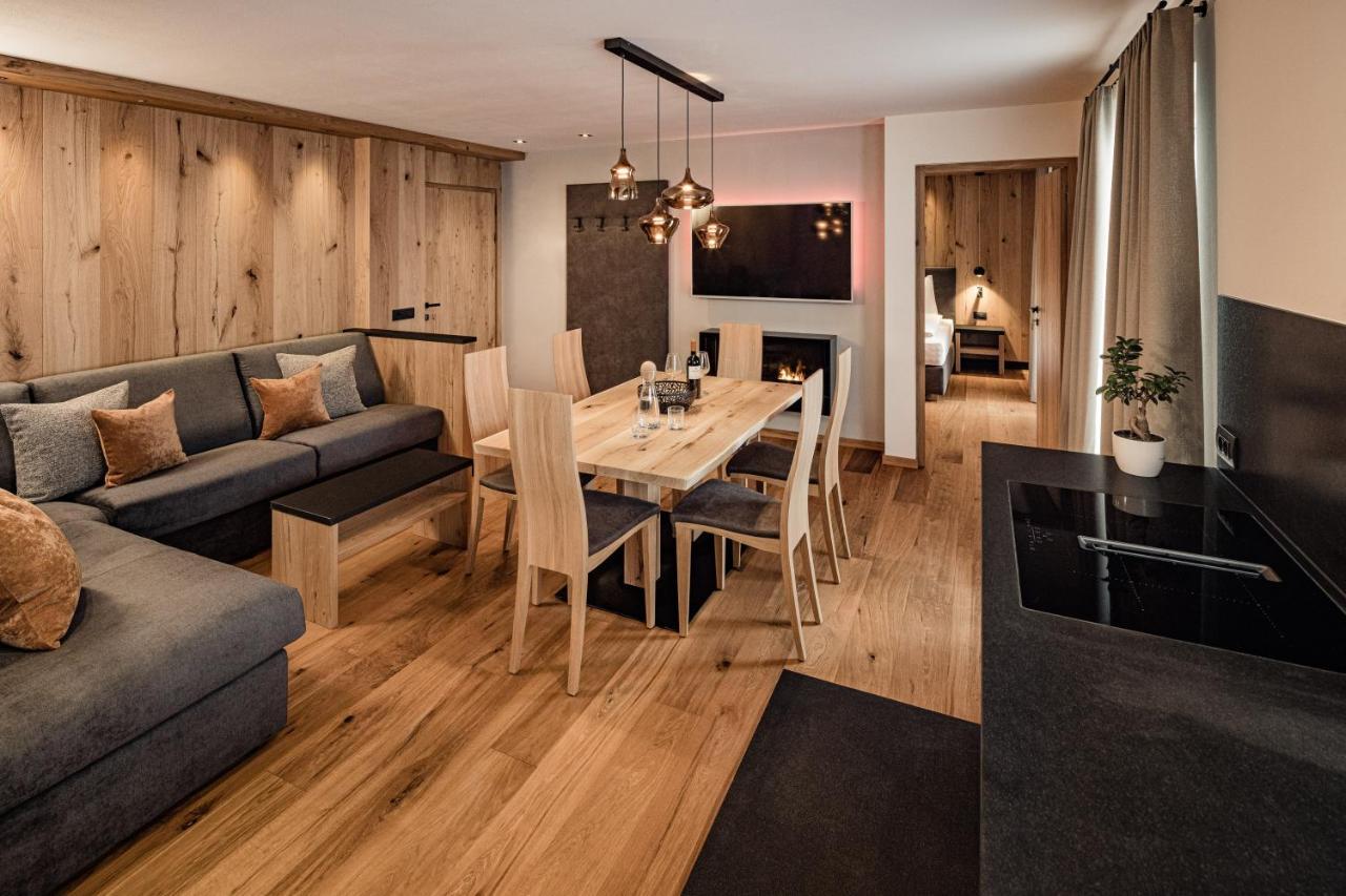 Apartments Belaval Santa Cristina Val Gardena ภายนอก รูปภาพ