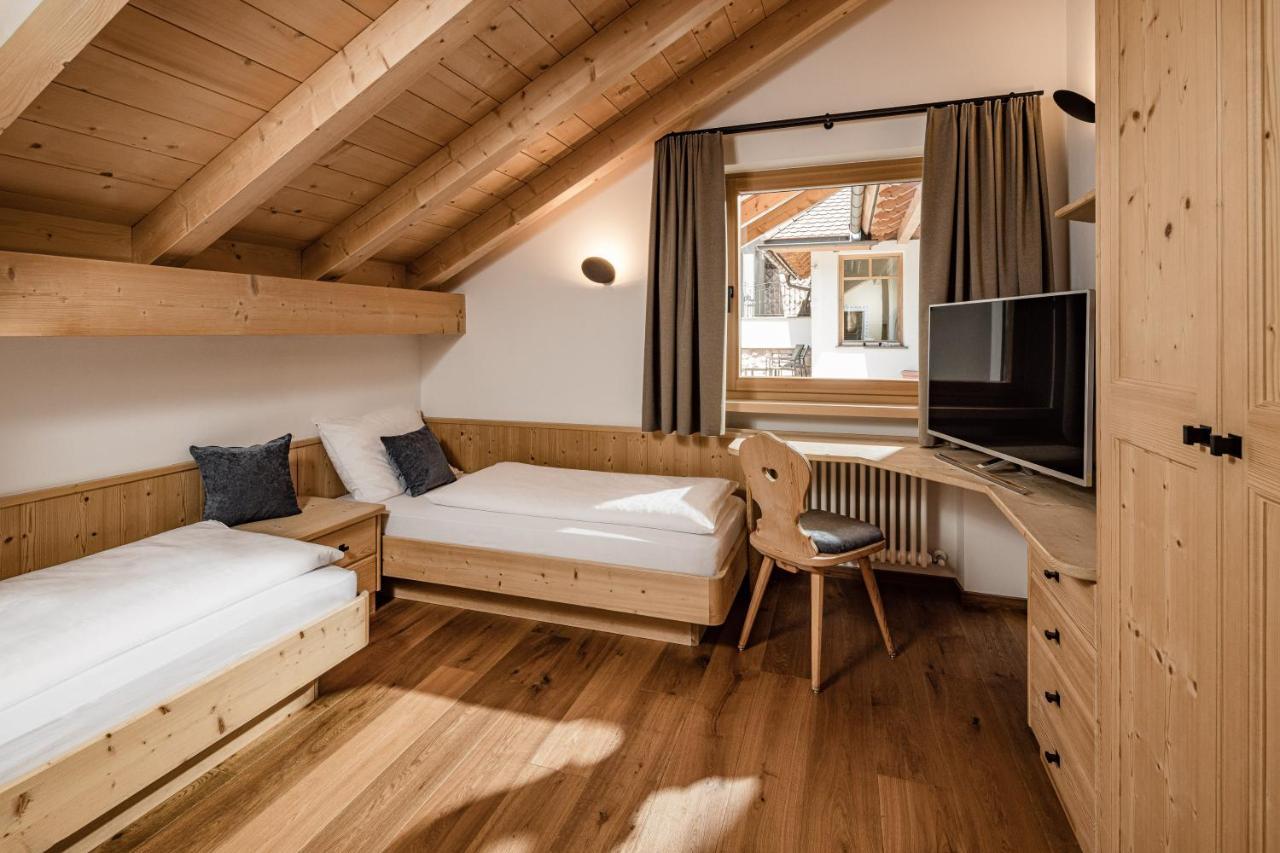 Apartments Belaval Santa Cristina Val Gardena ภายนอก รูปภาพ
