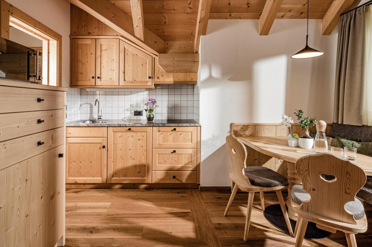 Apartments Belaval Santa Cristina Val Gardena ภายนอก รูปภาพ