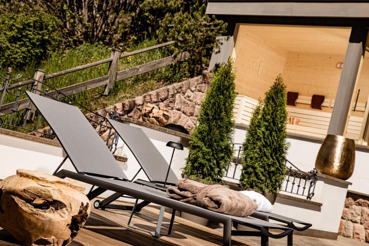 Apartments Belaval Santa Cristina Val Gardena ภายนอก รูปภาพ